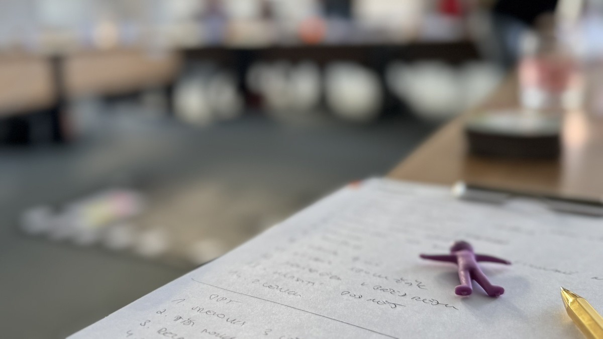 Malé signály, velký význam: jak rozpoznat skryté vyloučení ve třídě MADIO