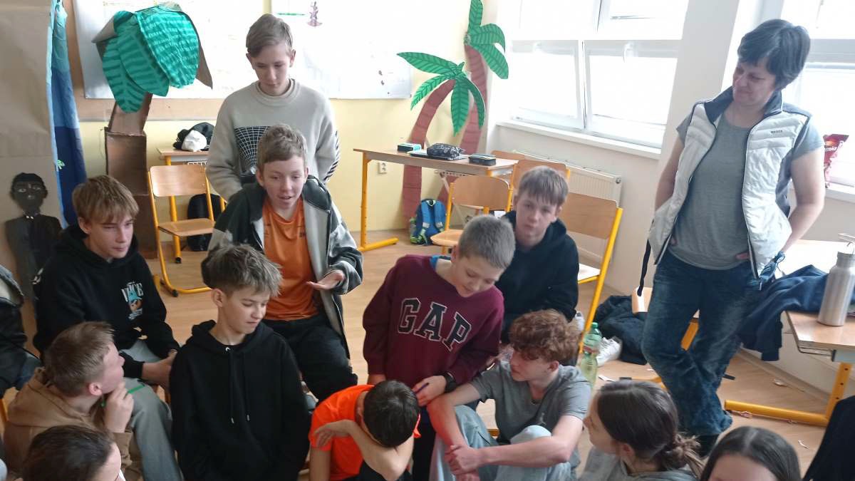 Spolupráce v praxi - aktivity k silnější třídě MADIO Spolupráce v praxi - aktivity k silnější třídě MADIO